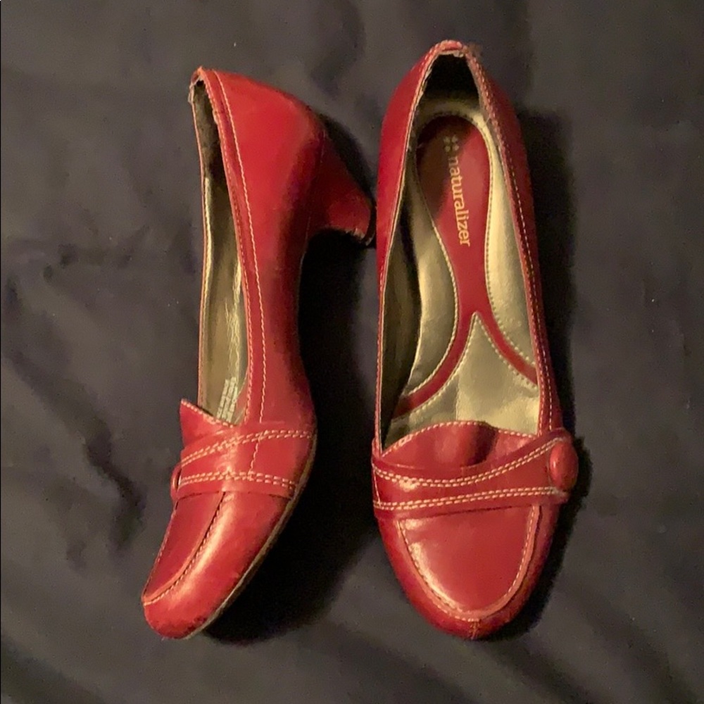 Naturalizer Kitten Heels. Deep Red/Burgandy